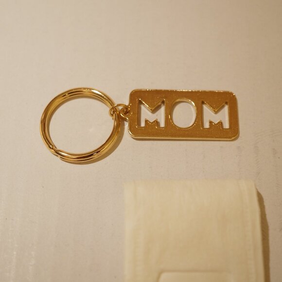 AVON MOM KEYRING 1982 VINTAGE - Picture 3 of 6